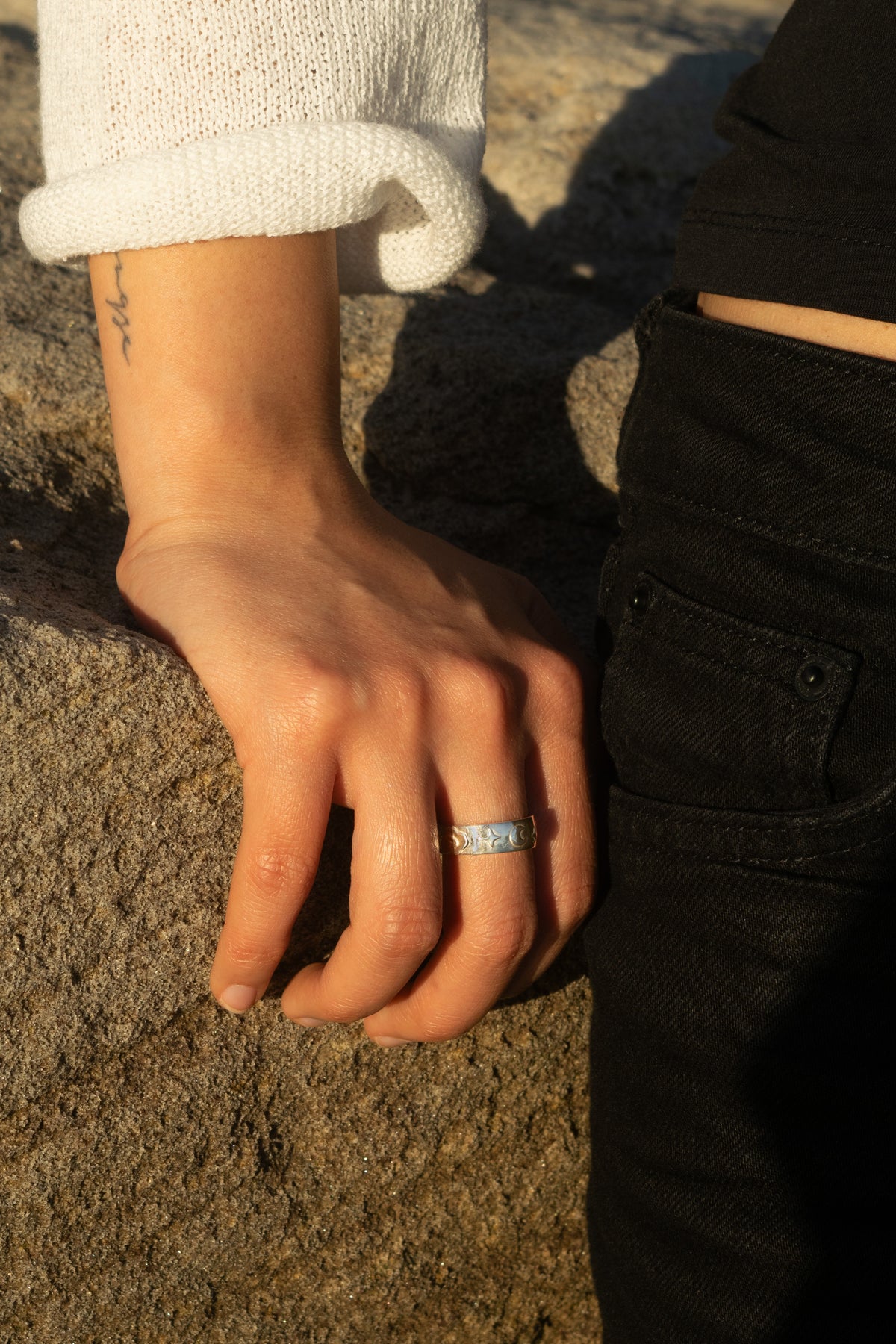 Moon ring