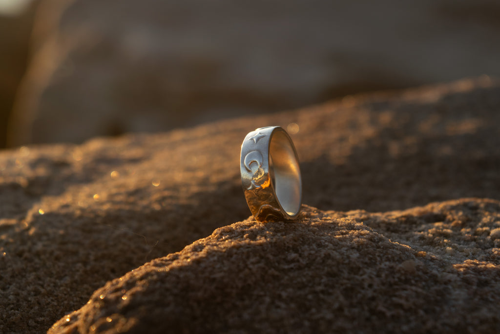 Moon ring