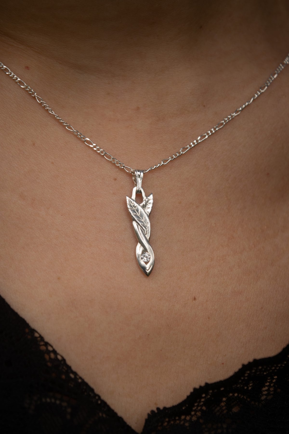 Twin Leaf pendant