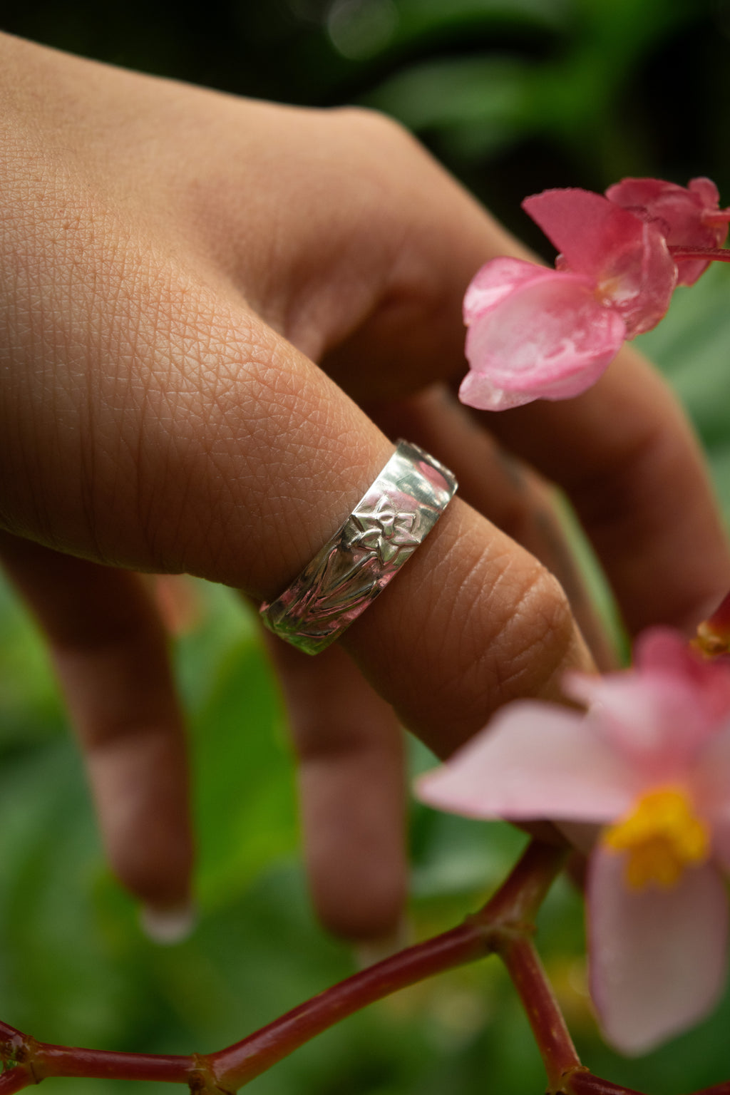 Daffodil & Tulip Ring