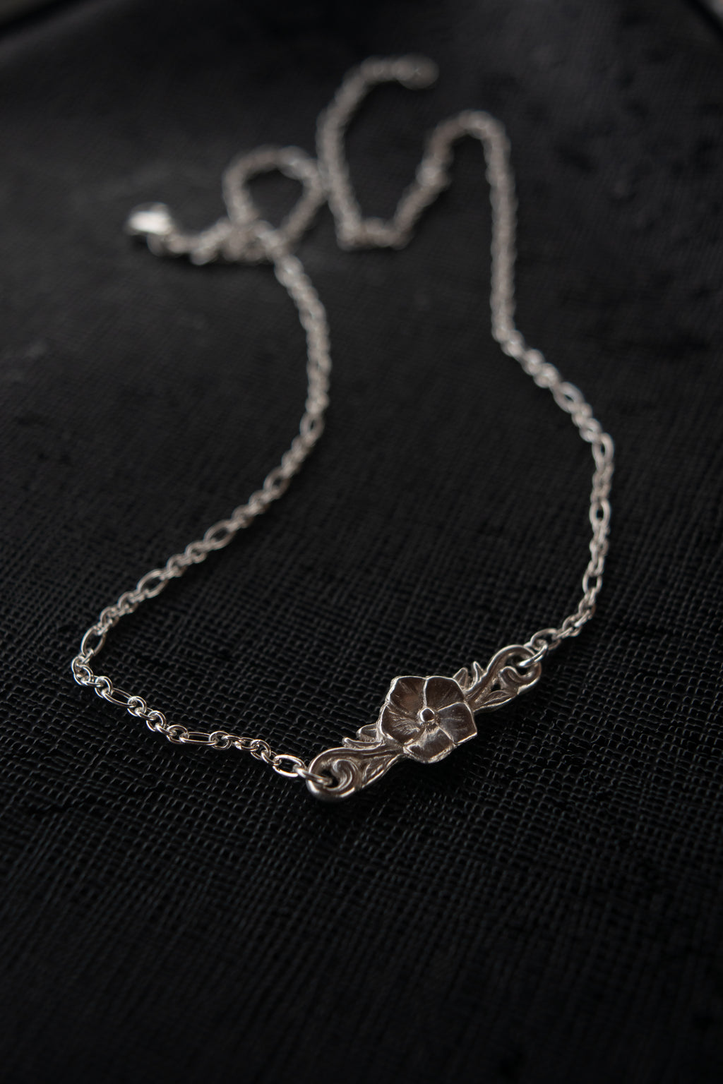 Flora necklace